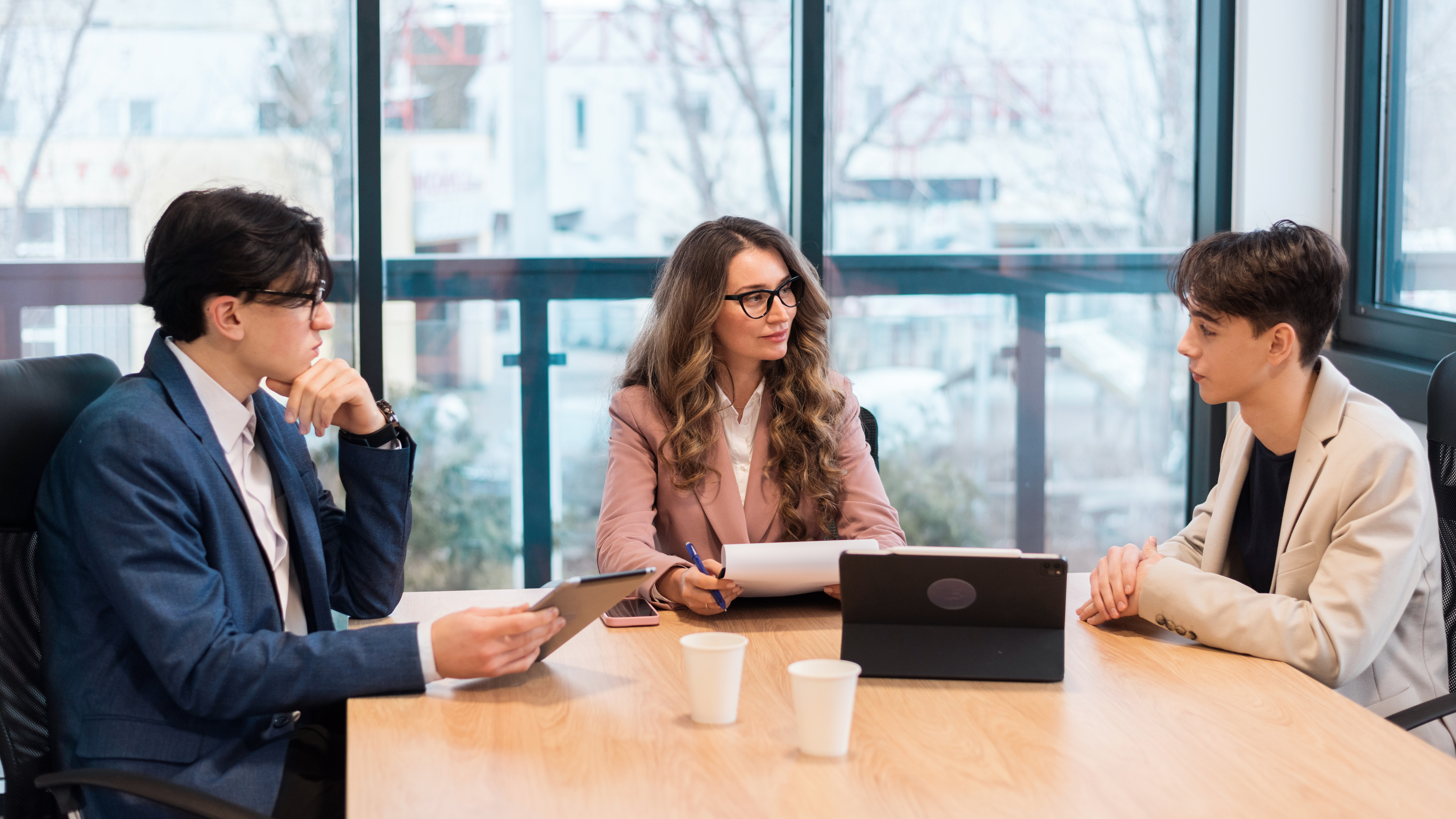 How Contract Staffing Helps Businesses Build Flexible Teams